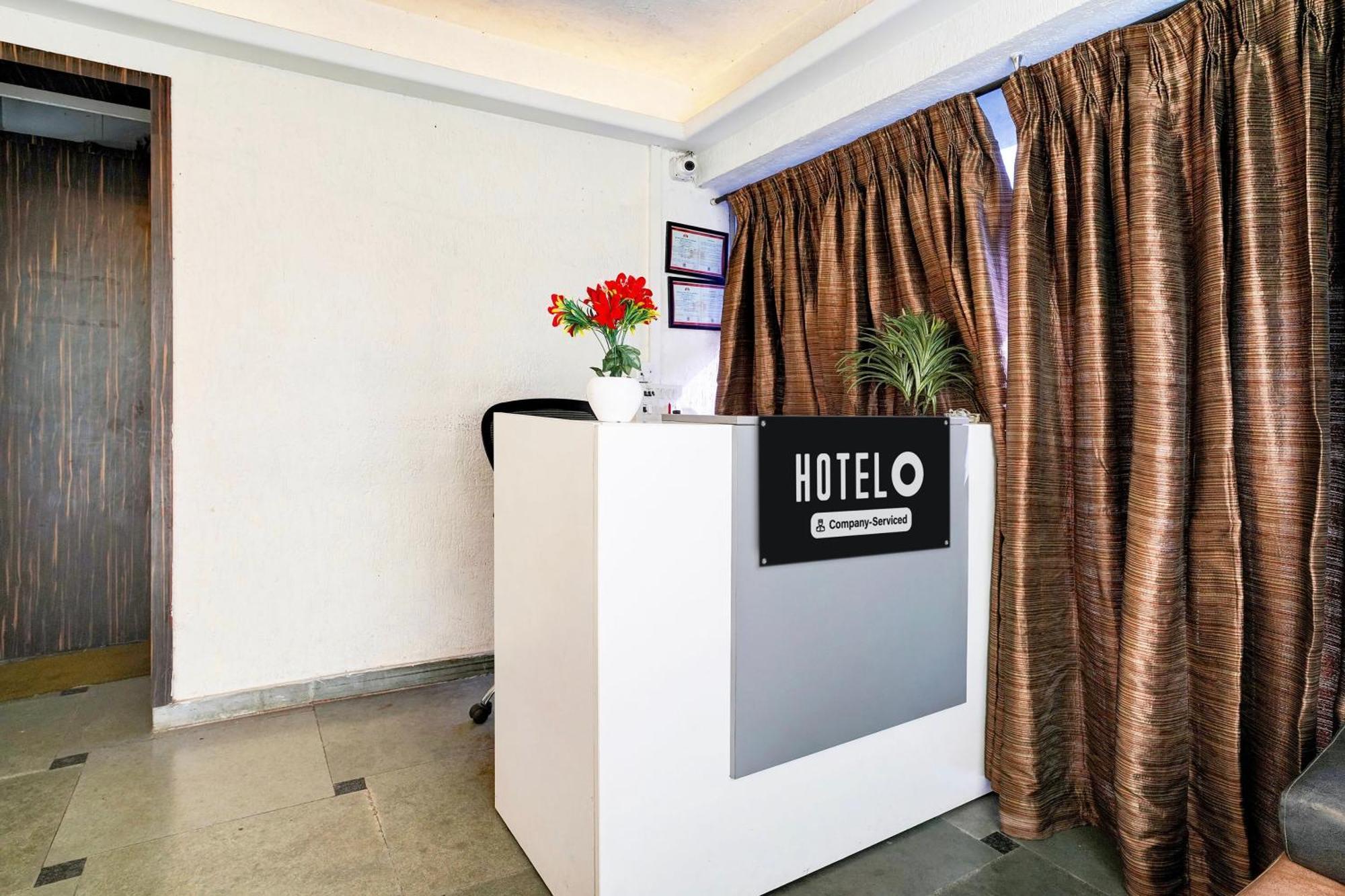 Super Hotel O Seawoods Near Palm Beach Road Formerly Sai Roop Navi Mumbai Buitenkant foto